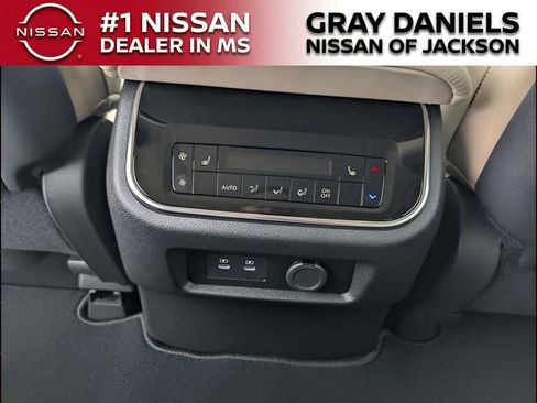 New 2026 Nissan Armada Platinum image 20