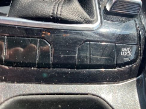 Used 2024 Jeep Compass Latitude image 22