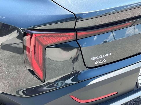 Certified 2025 Kia K4 FWD image 32