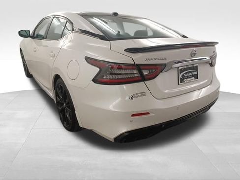 Used 2020 Nissan Maxima SR w/ Sport Mat Group FWD image 6