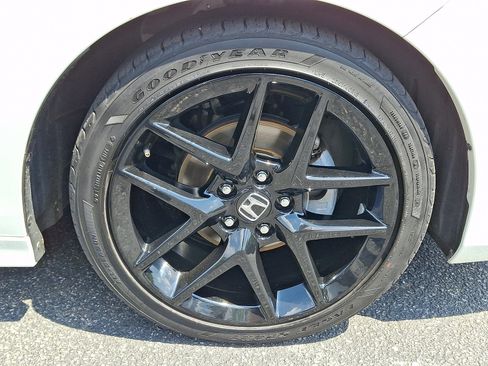 Used 2024 Honda Civic Sport image 8