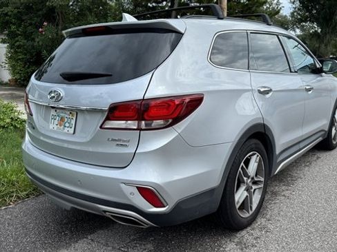 Used 2019 Hyundai Santa Fe XL FWD image 4