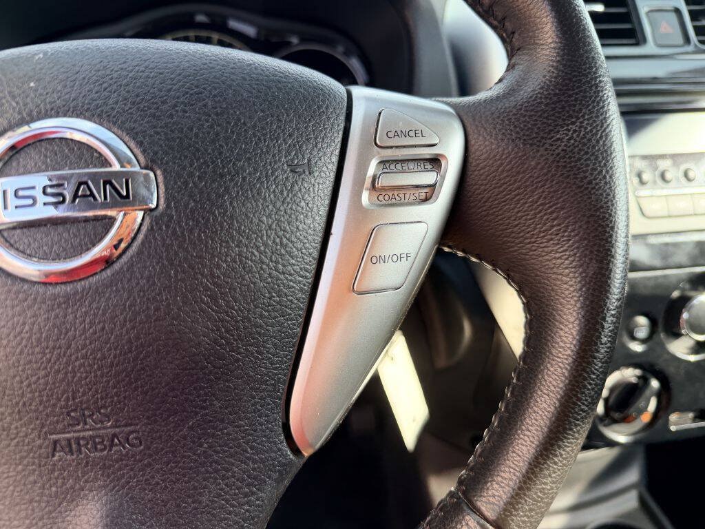 Used 2015 Nissan Versa Note SV FWD image 15
