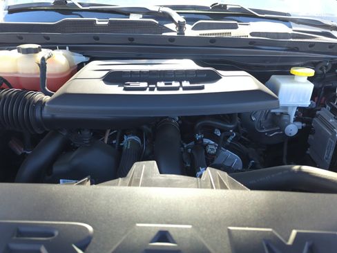 Used 2021 RAM 1500 Laramie image 20