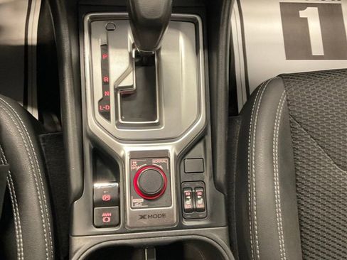 Used 2020 Subaru Forester Premium image 23