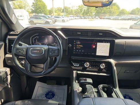 Used 2023 GMC Sierra 1500 AT4 w/ Technology Package AWD/4WD image 14