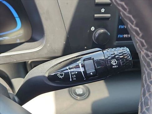 Used 2025 Hyundai Elantra Sport FWD image 15