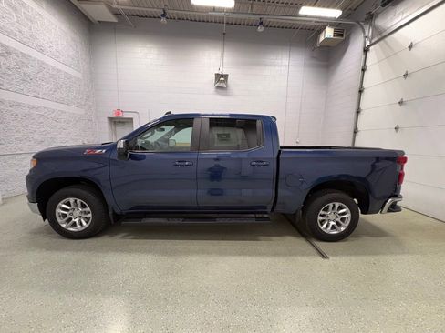 Used 2023 Chevrolet Silverado 1500 LT AWD/4WD image 8