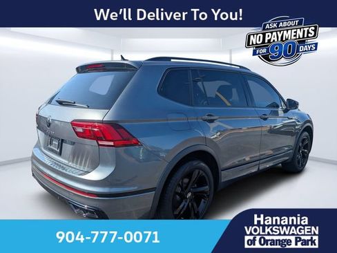 Certified 2024 Volkswagen Tiguan SE R-Line FWD image 3