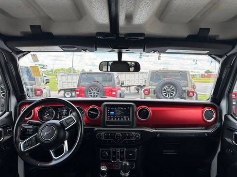 Used 2018 Jeep Wrangler Unlimited Rubicon w/ Cold Weather Group AWD/4WD image 20