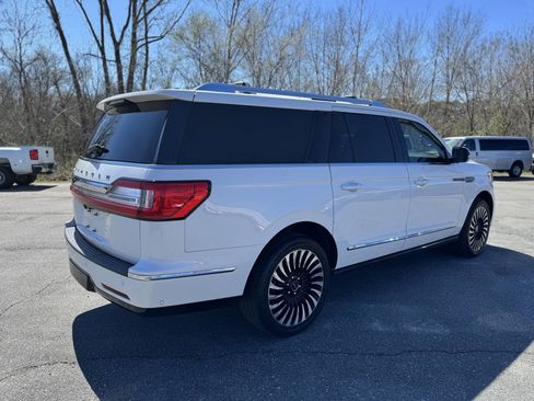 Used 2020 Lincoln Navigator L Black Label w/ Cargo Convenience Package image 24