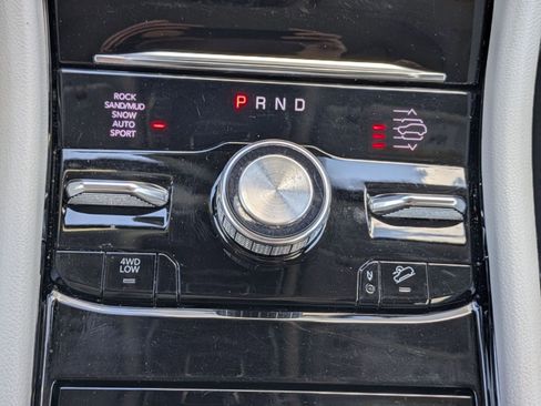 Used 2021 Jeep Grand Cherokee L Overland w/ Advanced Protech Group III image 16