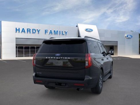 New 2026 Ford Expedition Active RWD image 8