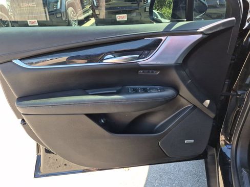 Used 2021 Cadillac XT5 Premium Luxury FWD image 21