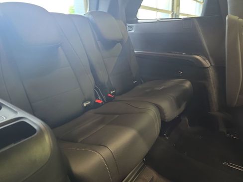 Certified 2025 Mercedes-Benz GLS 450 4MATIC image 14