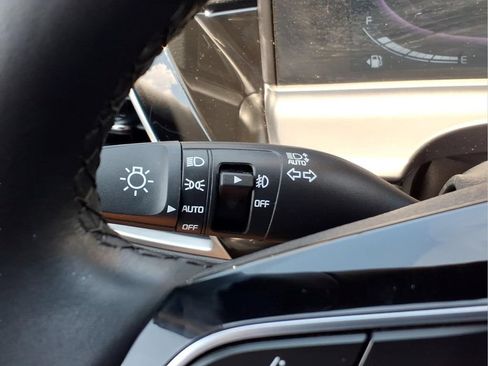 Used 2025 Kia Seltos S FWD image 33