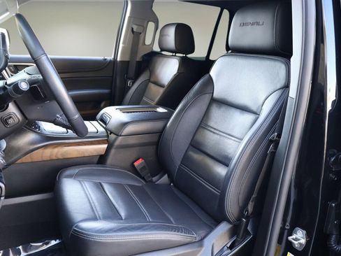 Used 2019 GMC Yukon Denali w/ Denali Ultimate Package image 13