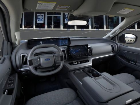 New 2026 Ford Expedition Active AWD/4WD image 9