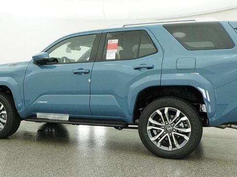 New 2026 Toyota 4Runner Limited AWD/4WD image 3