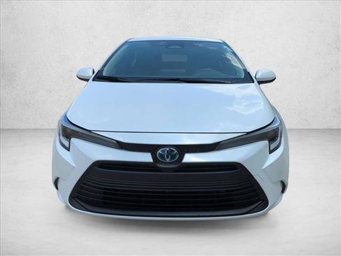 Certified 2024 Toyota Corolla LE FWD image 2