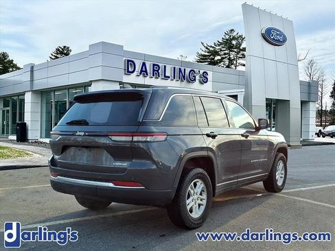 Used 2023 Jeep Grand Cherokee Laredo image 5