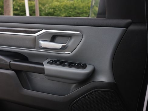 Used 2023 RAM 1500 Big Horn AWD/4WD image 22