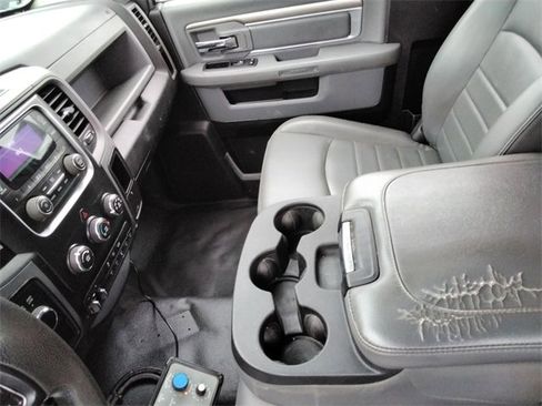 Used 2017 RAM 5500 Tradesman w/ Power & Remote Entry Group image 14