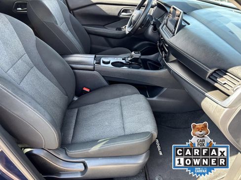 Certified 2025 Nissan Rogue SV AWD/4WD image 12