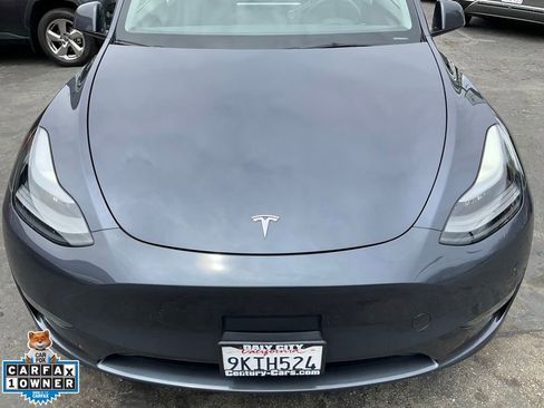 Used 2023 Tesla Model Y Long Range AWD/4WD image 98