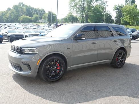 Used 2022 Dodge Durango SRT w/ Technology Group AWD/4WD image 10