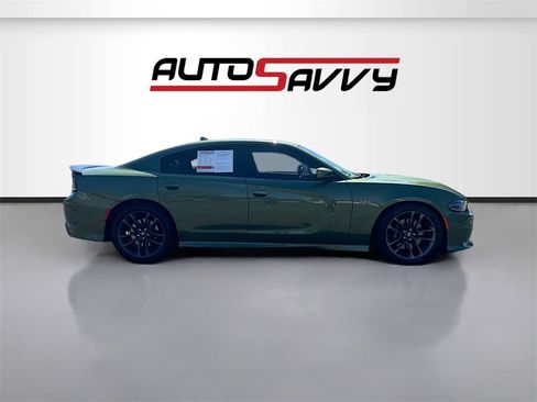 Used 2022 Dodge Charger Scat Pack image 8
