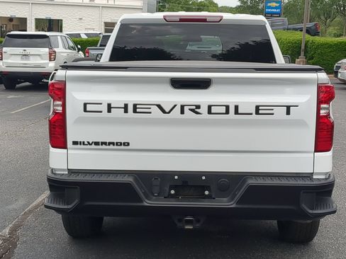 Used 2025 Chevrolet Silverado 1500 W/T w/ WT Value Package AWD/4WD image 9