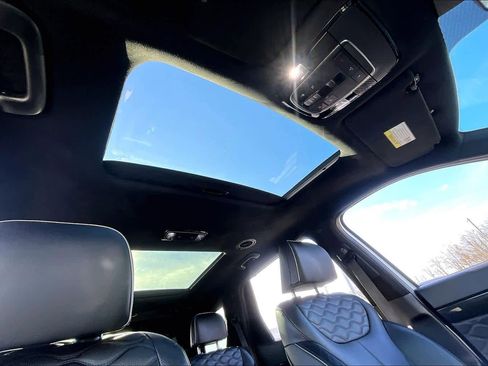 Used 2021 Hyundai Palisade Calligraphy w/ Cargo Package image 12