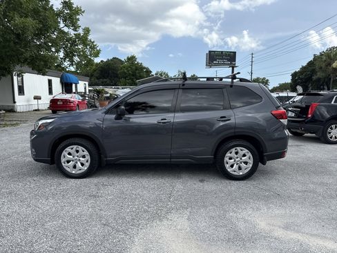 Used 2021 Subaru Forester image 2