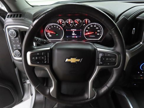 Used 2019 Chevrolet Silverado 1500 LTZ AWD/4WD image 15