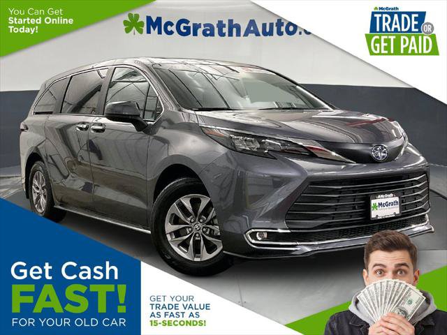 Certified 2025 Toyota Sienna XLE FWD image 1