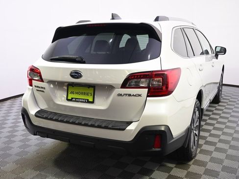 Used 2019 Subaru Outback 2.5i Touring image 6