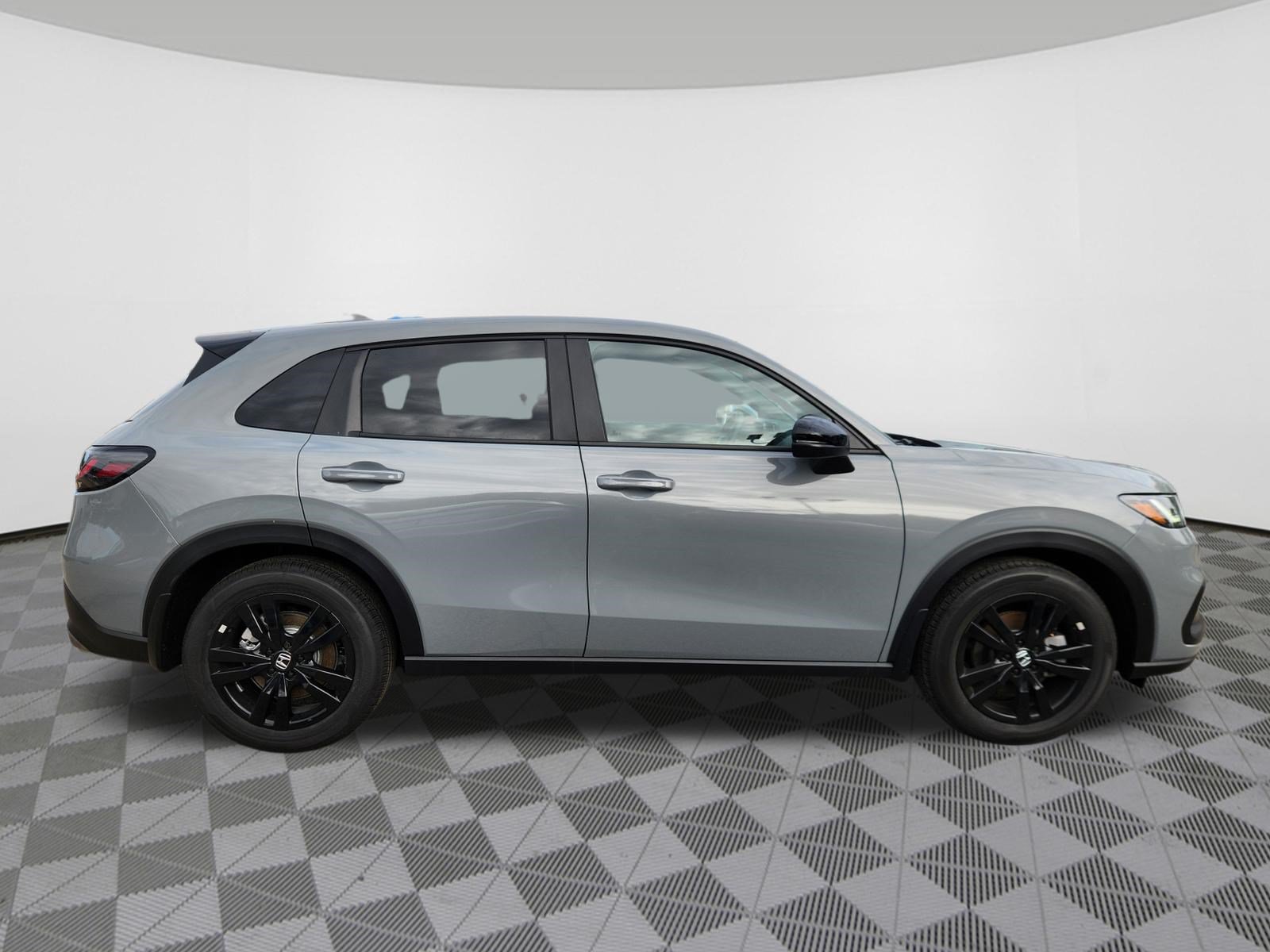 Certified 2027 Honda HR-V Sport image 6
