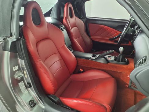 Used 2000 Honda S2000 Base image 9