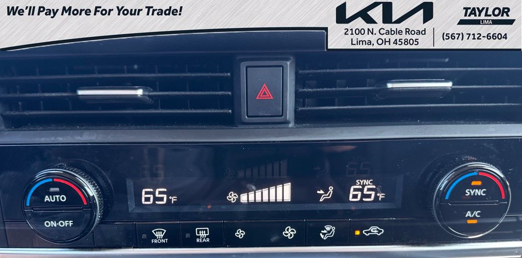Used 2023 Nissan Rogue SV FWD image 7