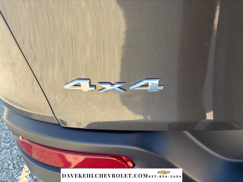 Used 2015 Jeep Cherokee Limited w/ Luxury Group AWD/4WD image 35