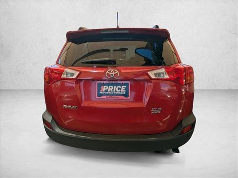 Used 2014 Toyota RAV4 XLE AWD/4WD image 5
