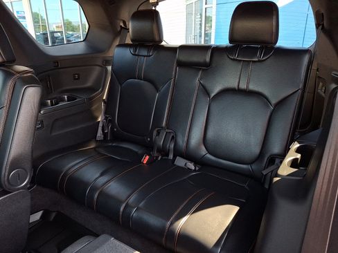 Used 2024 Honda Pilot TrailSport image 10