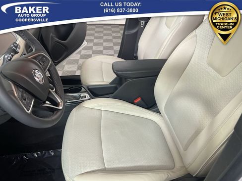 Used 2023 Buick Encore GX Select w/ Safety Package II image 19