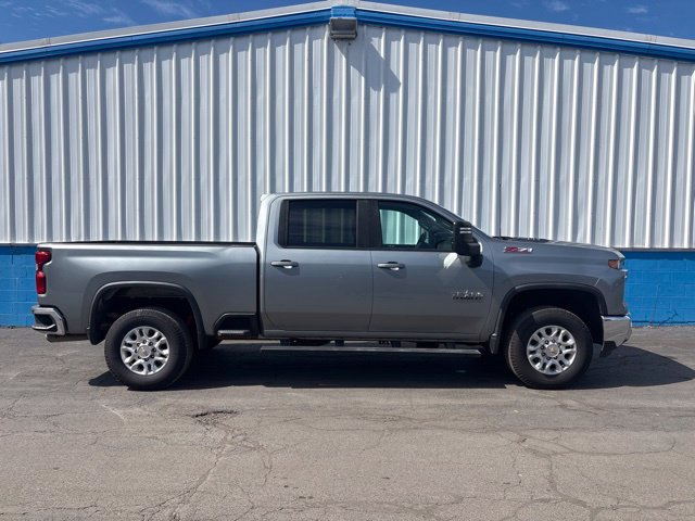 Used 2024 Chevrolet Silverado 2500 LT w/ Texas Edition AWD/4WD image 1