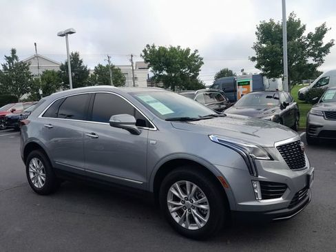 Used 2025 Cadillac XT5 Luxury FWD image 1