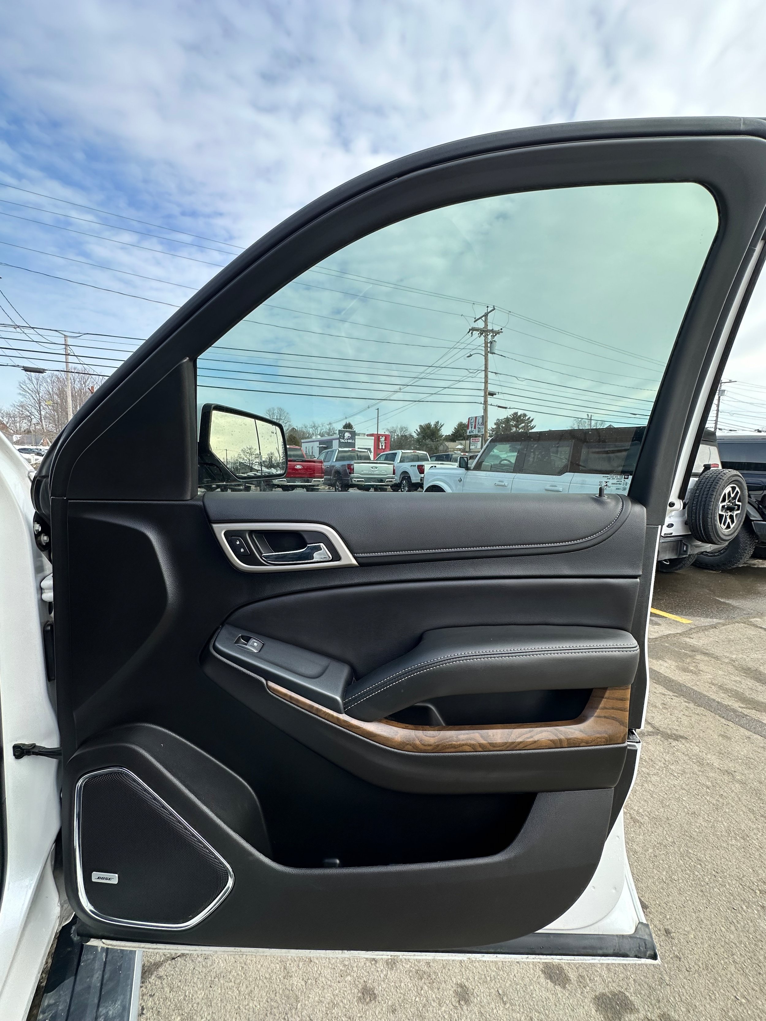 Used 2019 GMC Yukon Denali w/ Denali Ultimate Package AWD/4WD image 32