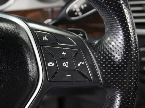 Used 2012 Mercedes-Benz E 350 4MATIC Sedan image 16