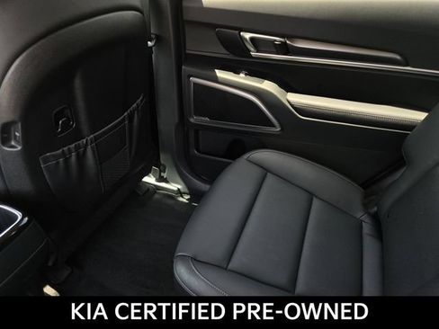 Used 2025 Kia Telluride S FWD image 16