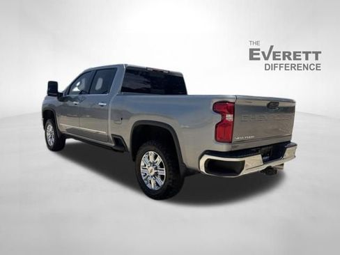 Used 2024 Chevrolet Silverado 2500 LTZ w/ LTZ Convenience Package AWD/4WD image 5